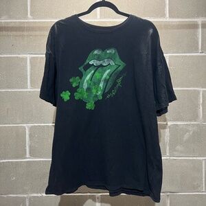Y2K Rolling Stones Clover Graphic Tee